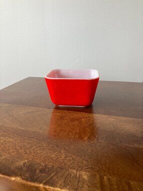 Vintage Pyrex Small Refrigerator Dish No Lid